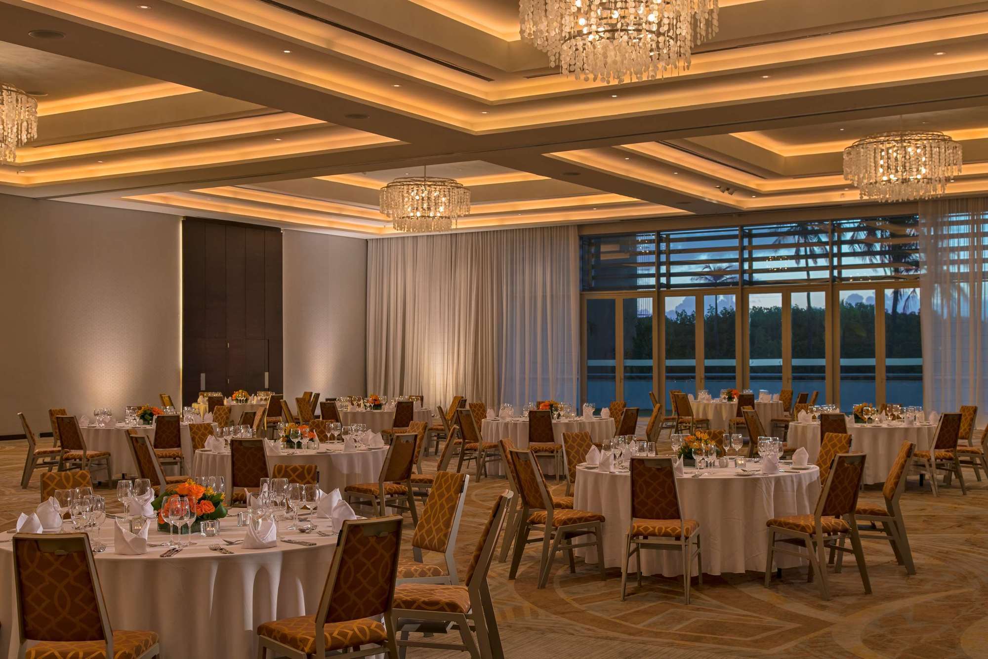 Sheraton Reserva Do Paiva Cabo de Santo Agostinho Exteriér fotografie The ballroom at the Ritz-Carlton, Laguna Niguel