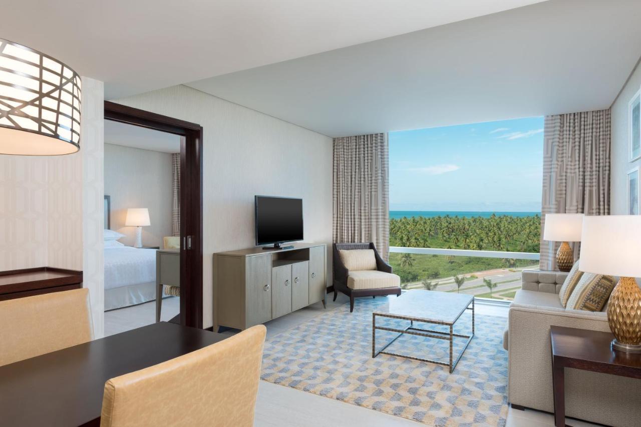 Sheraton Reserva Do Paiva Cabo de Santo Agostinho Exteriér fotografie A suite at the Hilton Cancun Resort